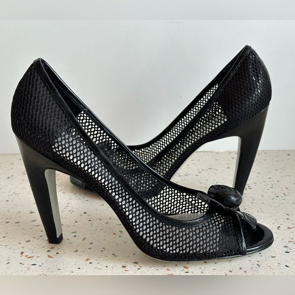 NWOT Jessica‎ Simpson Hasper Black Fishnet High Heels with Flower Peep Toes - Picture 10 of 13